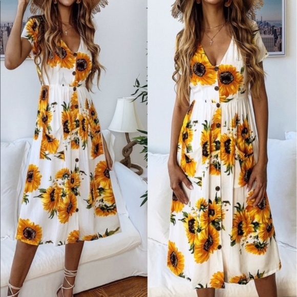 LAST - BETH Sunflower Dress    - Picture 2 of 3